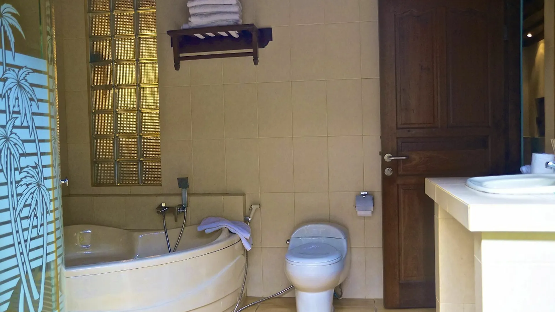 *** Bed & Breakfast Aahh Bali Bed And Breakfast Jimbaran  Indonesia