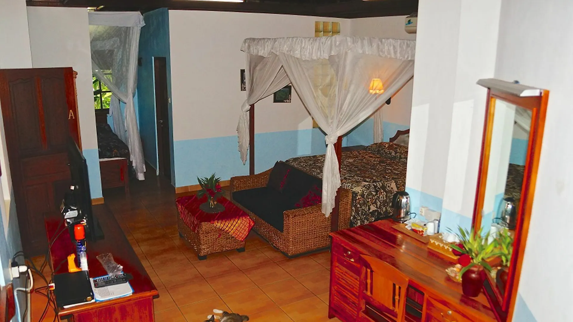 Aahh Bali Bed And Breakfast Jimbaran  Indonesia