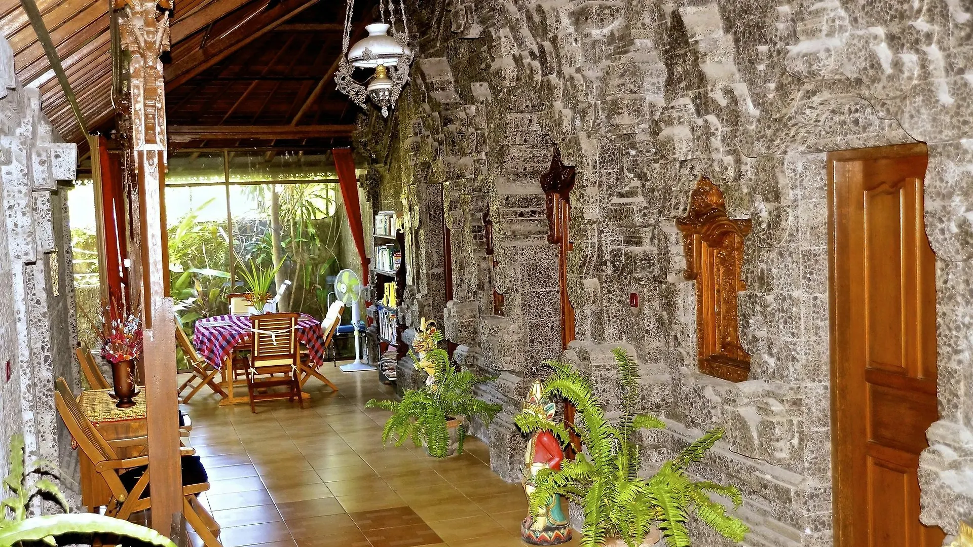 Aahh Bali Bed And Breakfast Jimbaran  Bed & Breakfast